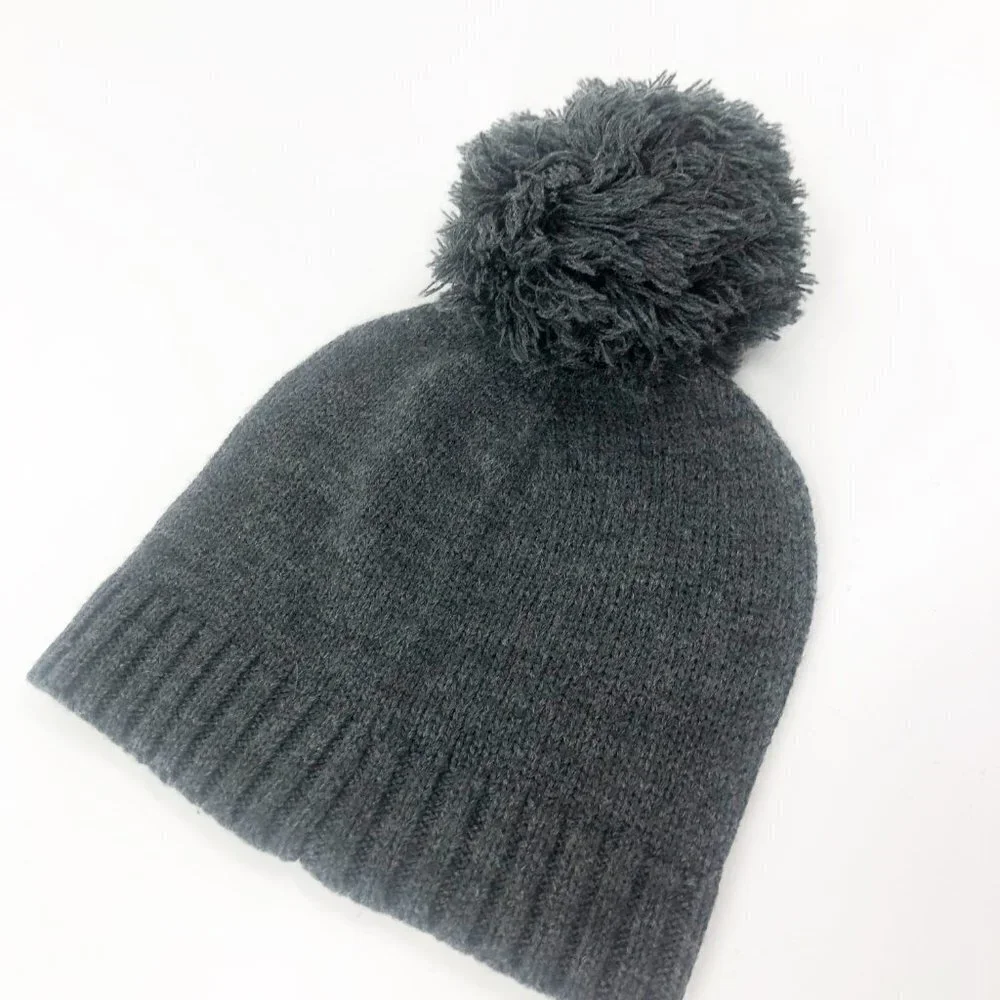 ✅ Michael Kors Womens LOGO Winter Knit Pom Hat‎ Grey